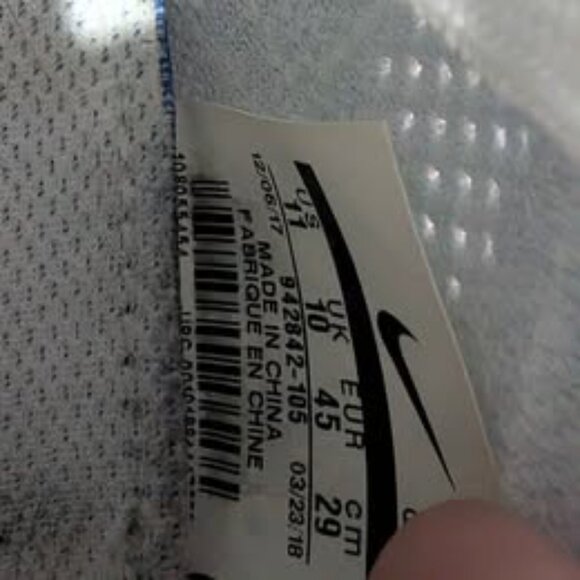 Women's Nike Air VaporMax 2 White Pure Platinum size 11 - Picture 5 of 7